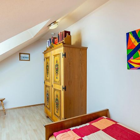 Haus Guenter Und Valeria Lägenhet Gossersweiler-Stein Exteriör bild